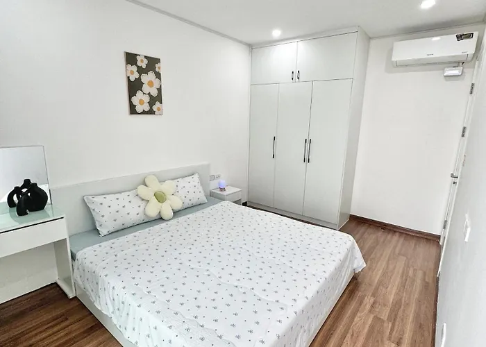 Diamond - Căn Hộ 2 Ngủ Ngắm Toàn Cảnh *